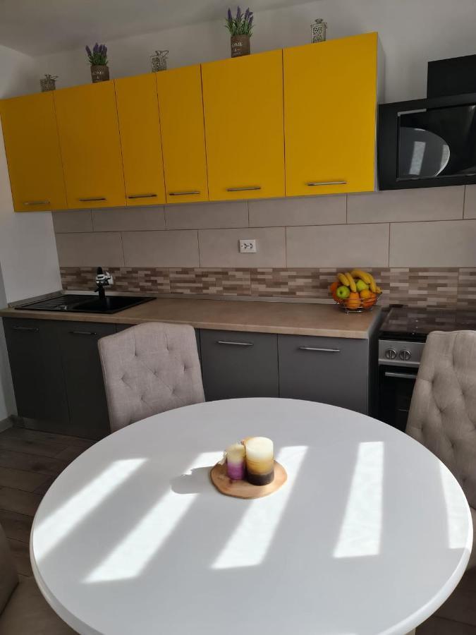 Stephanie Apartment Galati  Bagian luar foto